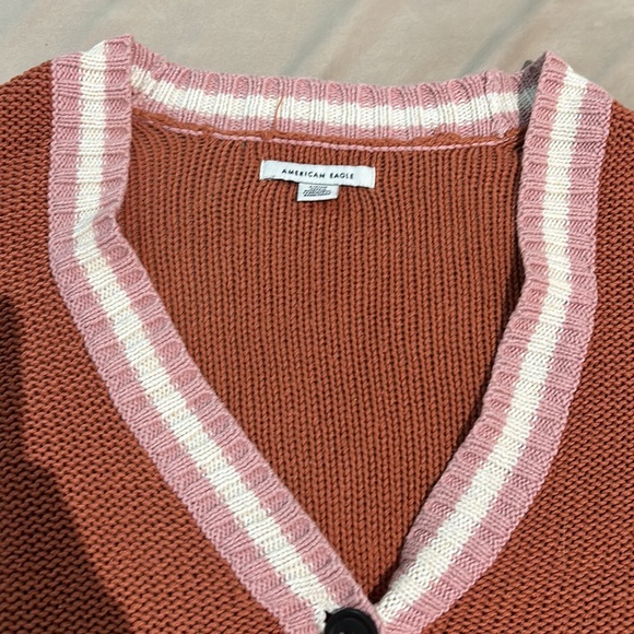 American eagle cropped cardigan sweater with buttons - Picture 2 of 6